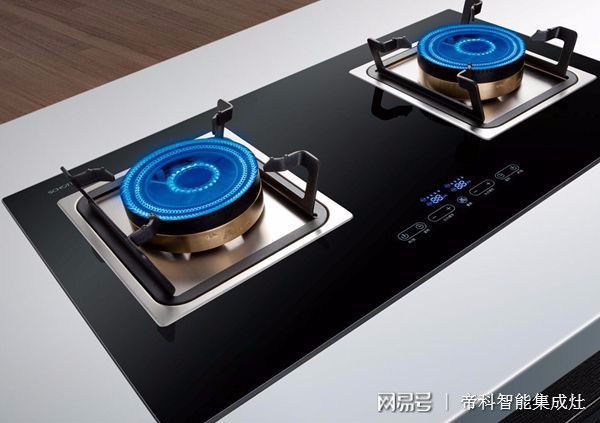 燃气灶打火就熄火怎么回事