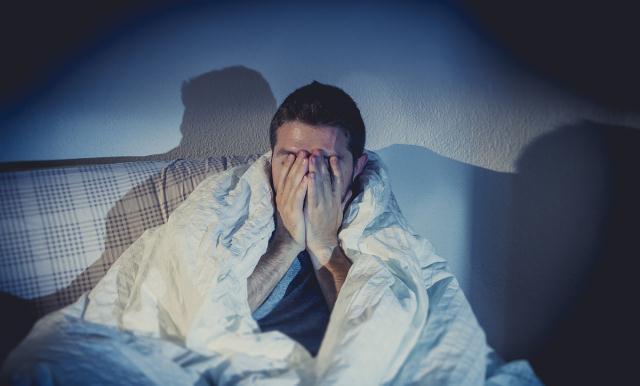 梦见老公死了又活了，梦境背后的深层含义与心理解析