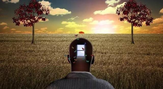 为什么会连续梦见同一个人？深度解析梦境中的情感纽带与潜意识奥秘