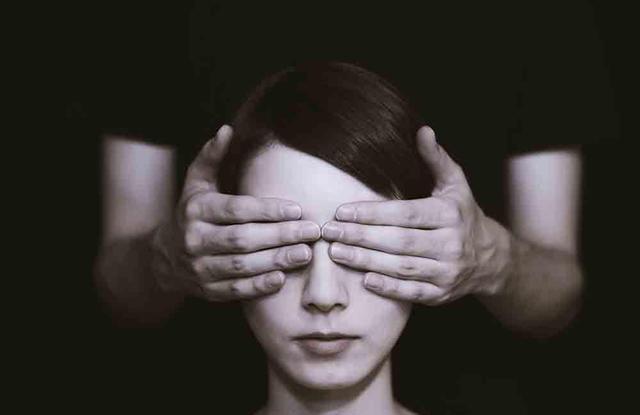 梦见自己的一只眼被弄瞎了，深度解析梦境背后的寓意与启示