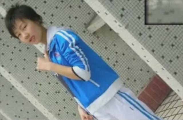 11年后，“人大裸模”蘇紫紫成了單親媽媽：離婚2次，女兒3歲！