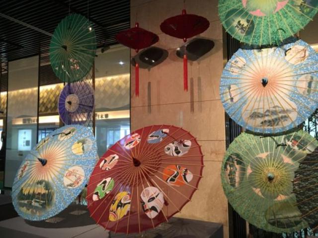 告訴你中國(guó)熱門旅游城市有那些紀(jì)念品和特產(chǎn)