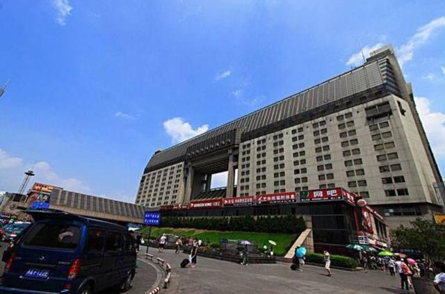 告訴你中國(guó)熱門旅游城市有那些紀(jì)念品和特產(chǎn)