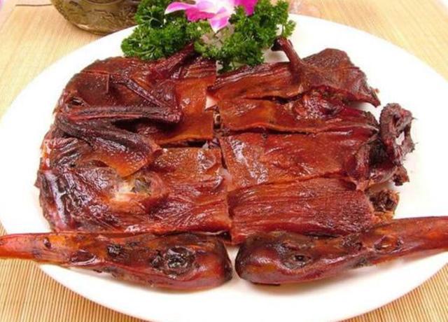 告訴你中國(guó)熱門旅游城市有那些紀(jì)念品和特產(chǎn)