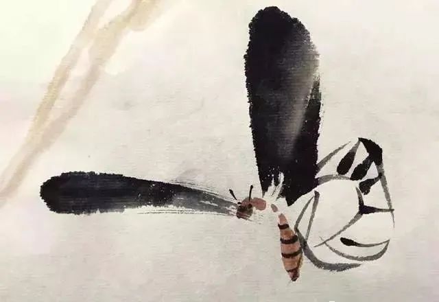 【國畫教程】幾種寫意蝴蝶的畫法，學(xué)會(huì)了拿去補(bǔ)景是一絕