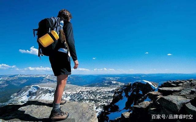 梦到别人家的牛往外跑，潜意识中的预兆与心理解析