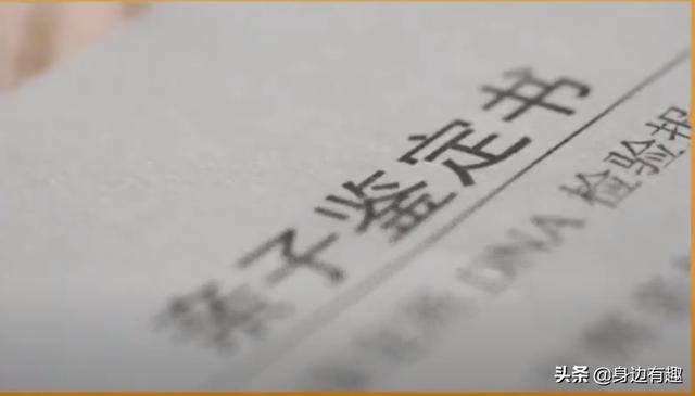 梦见与昔日挚友拳脚相向，内心深处的情感纠葛与未竟之愿