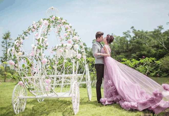 梦境的绿色绮丽，解析做梦梦见别人结婚穿绿色嫁衣的深层含义