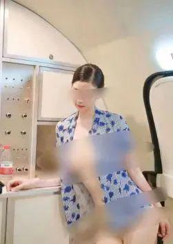 南航“內(nèi)衣門”更多照片視頻流出：尺度令人咋舌，空姐出來回應(yīng)了