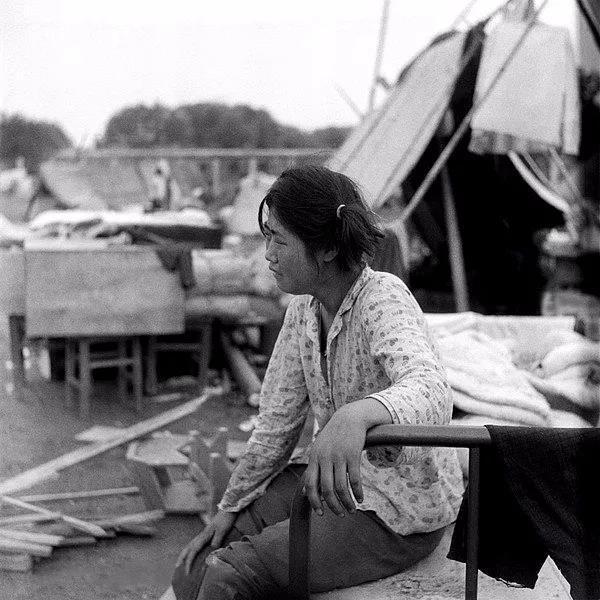 总是梦见去世的父亲生前生病时的场景，梦境背后的情感与记忆