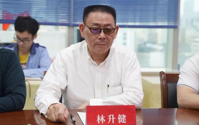 聚焦二十大 閩商永遠(yuǎn)跟黨走（四）｜ 福建民營企業(yè)家熱議黨的二十大報告