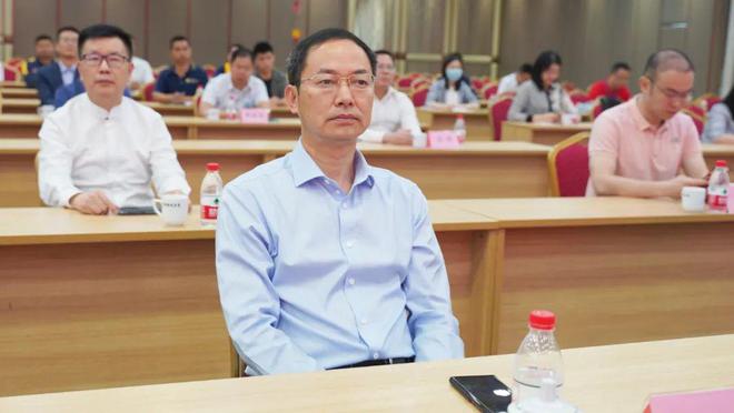 聚焦二十大 閩商永遠(yuǎn)跟黨走（四）｜ 福建民營企業(yè)家熱議黨的二十大報告