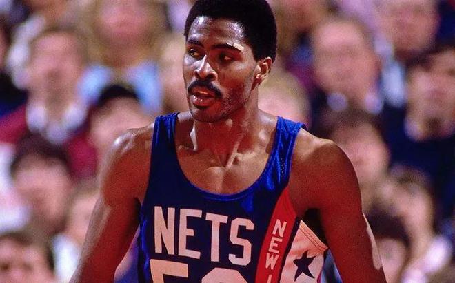 《SLAM DUNK》的热血少年，与那个时代的 NBA