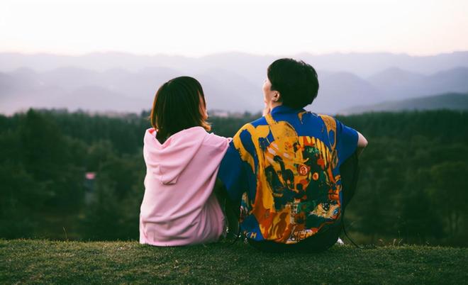 前男友的现任女友另寻归宿，梦境中的释怀与启示