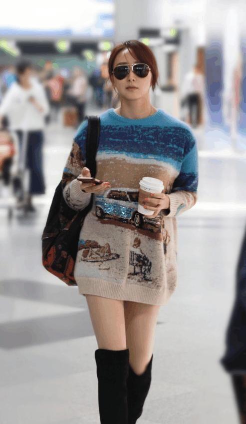 梦见老公手搭在别的女人肩膀上的含义解析