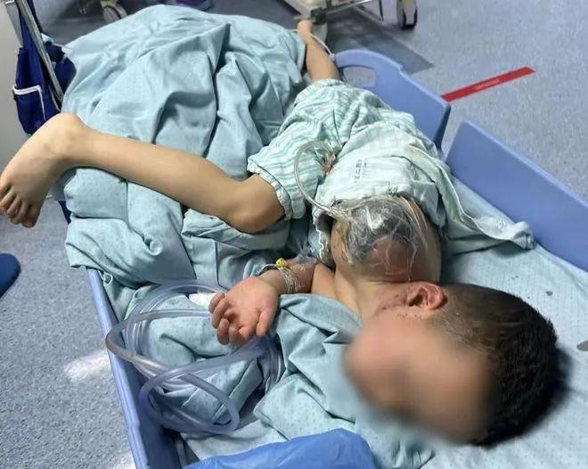 梦境的隐喻，解析梦到儿子胳膊腿断了找医生接不上去的深层含义