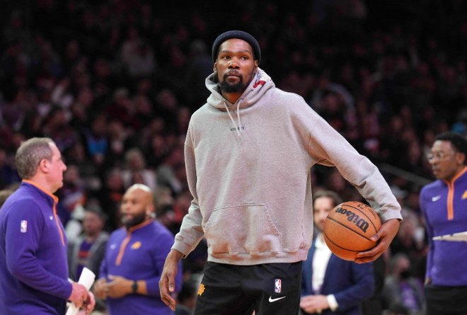 NBA最新排名！杜蘭特東契奇?zhèn)椴幻睿鞑吭絹碓絹y，湖人穩(wěn)住第9