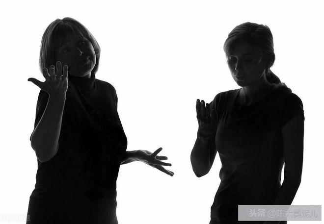 梦见和死去的母亲吵架，一场心灵深处的对话