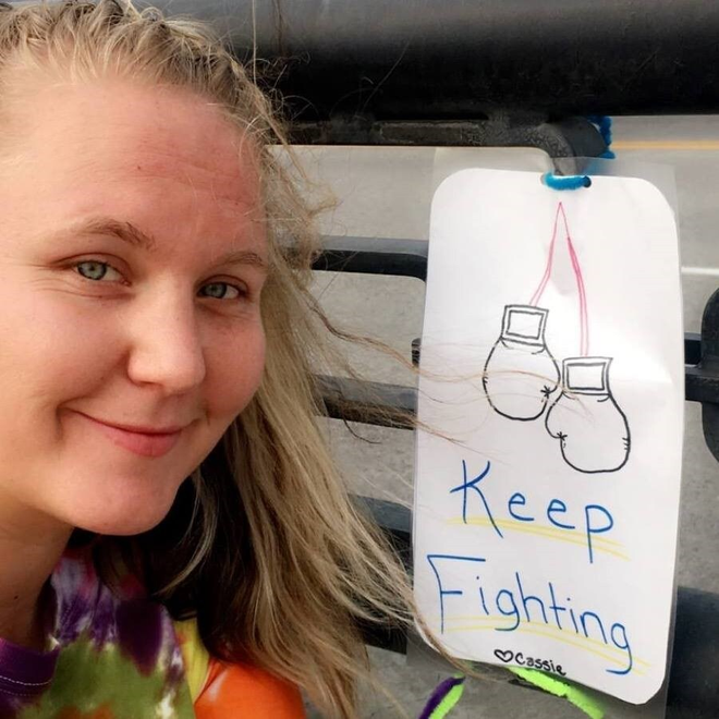 劝解轻生人的话为了劝阻轻生者，日本自杀森林挂满飞机杯插图18