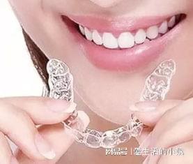 梦见满口牙都掉了吐在手上，探索梦境背后的深层含义