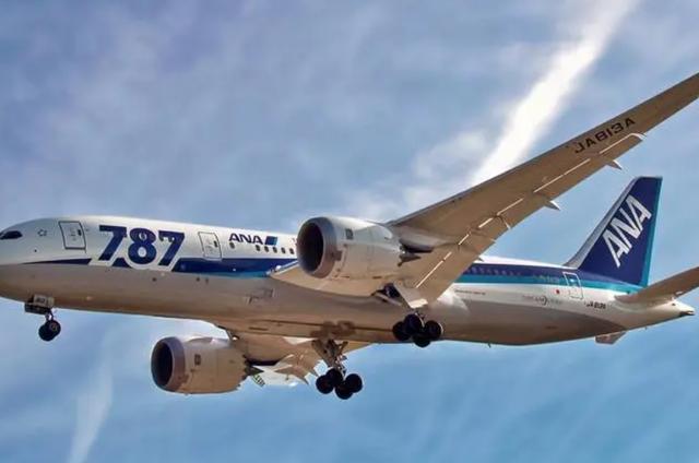 探索梦境奥秘，早上梦见一架飞机飞到天空的象征与解析