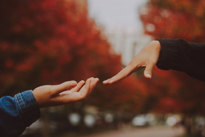 周公解梦，梦见同学或暗恋男孩，情感交织的梦境奥秘