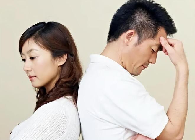 梦回往昔，前妻归来，情感纠葛的梦境解析