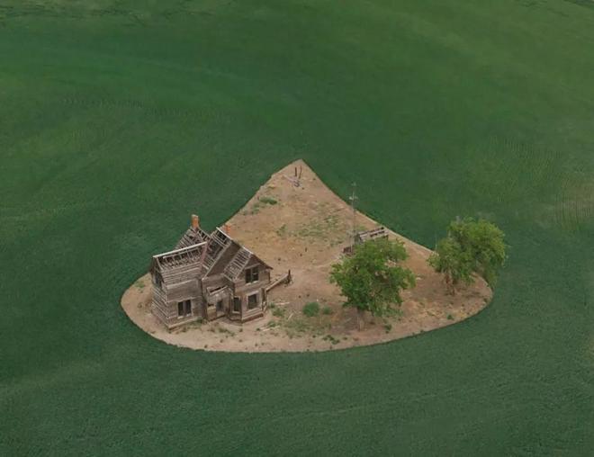 梦境的深意，解读梦见墓地的隐秘含义