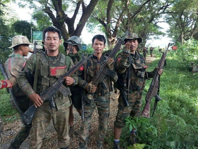 中方就緬北局勢表態(tài)后，緬甸地方武裝發(fā)表聲明，稱已控制果敢首府