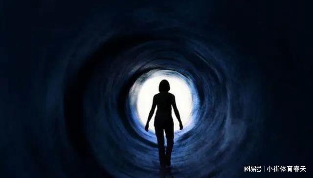 做梦梦到自己被鬼上身了是怎么回事？解析梦境背后的深层含义