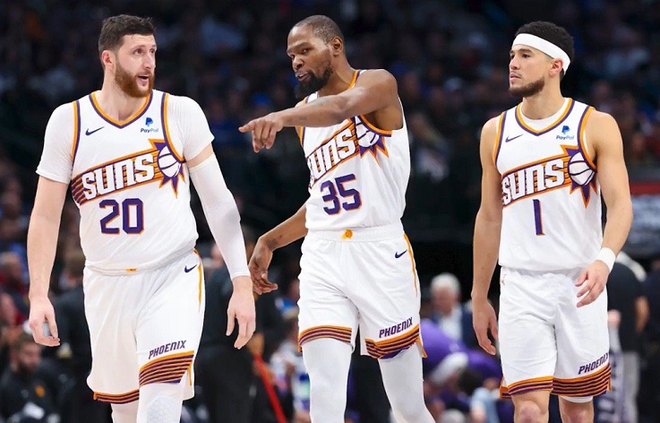 图片[2]-10胜3负！比尔43分打爆旧主，KD布克甘当绿叶，太阳又该做交易了-千博