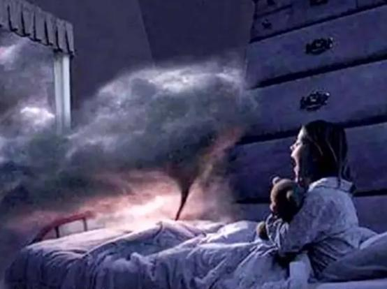 梦见自己跳楼并且死了，探索梦境背后的深层含义与心理解析