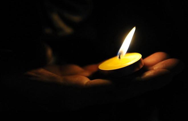 梦境中的温情纽带，梦见自己去世的亲人——心灵的慰藉与未竟的牵挂