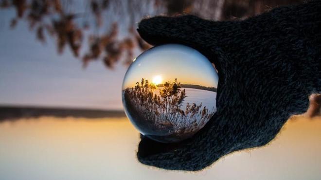 梦到给死人烧纸，探寻潜意识的深层含义与心理解析