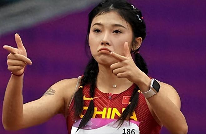 吳艷妮又被黑了！巴黎奧運(yùn)會(huì)備戰(zhàn)中，吳艷妮訓(xùn)練穿搭卻被吐槽大膽