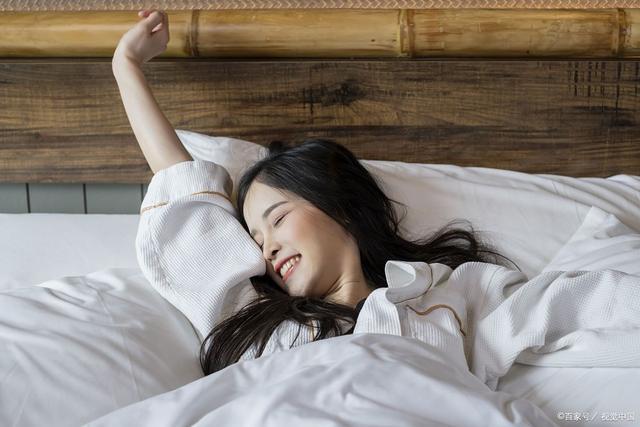 老梦见前女友，梦境背后的情感密码与自我探索