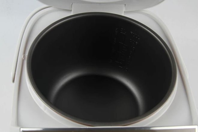电饭煲内胆不圆了怎样修好