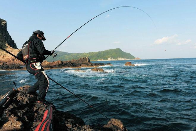 梦回水岸，昨晚梦见钓鱼钓到一条小鱼的深层解读