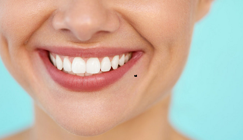 梦境解析，当上门牙掉落，余牙松动的寓意何在？