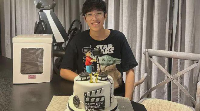 李克勤17歲兒子近況曝出！已被心儀大學錄取，卻被網友調侃長得丑