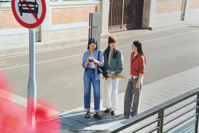 新(xin)·過(guo)年指(zhi)南 ｜ 與優衣庫開(kai)啟(qi)彆樣新年(nian)