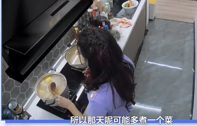 45岁张柏芝近照撞脸向太 分享和儿子相处日常