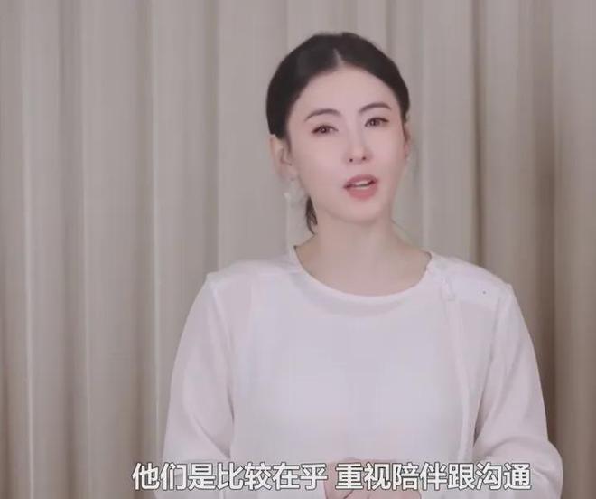 45岁张柏芝近照撞脸向太 分享和儿子相处日常