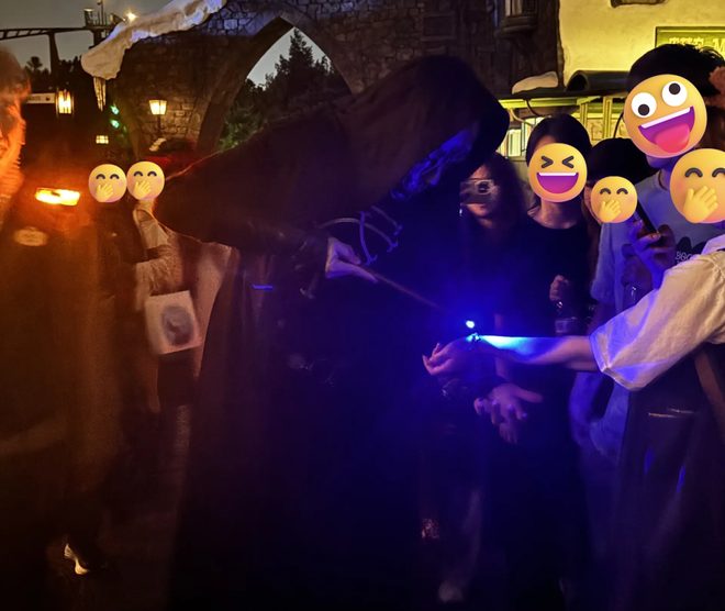 环球影城万圣节中式鬼魅来袭,员工冷脸成最意外恐怖元素