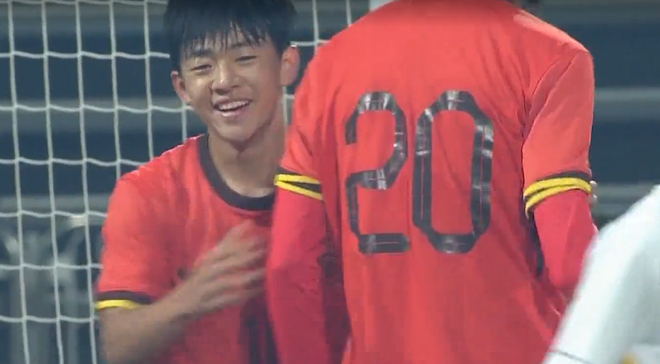 邝兆镭两场各建一功，一人包办三球，助队友进球