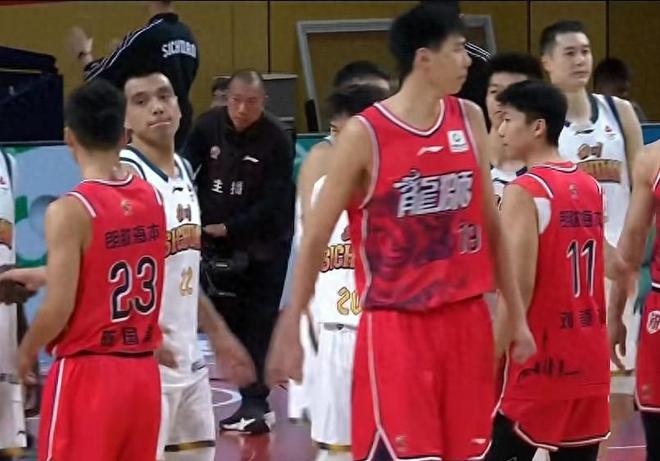 25 - 26赛季CBA第13轮：广州男篮狂胜，四川男篮连败难止