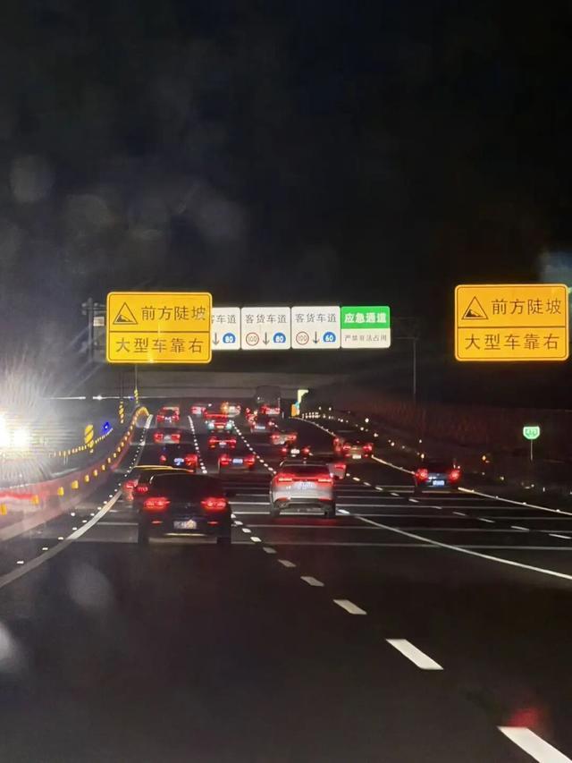 DY业务24小时点赞自助服务，如何轻松提升热度？