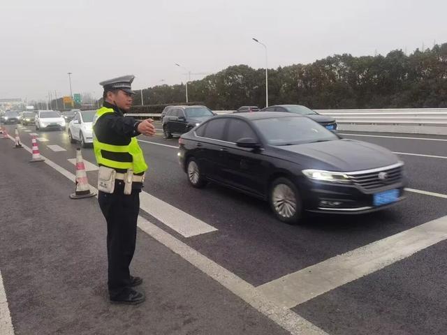 DY业务24小时点赞自助服务，如何轻松提升热度？