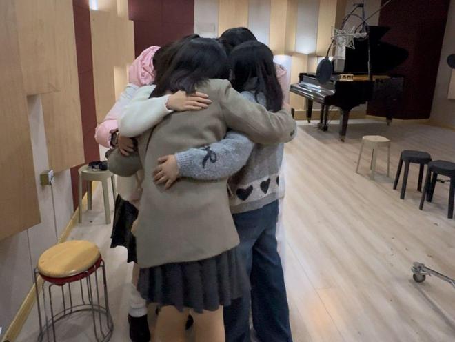 dy24小时点赞自助下单平台，如何高效提升直播人气？