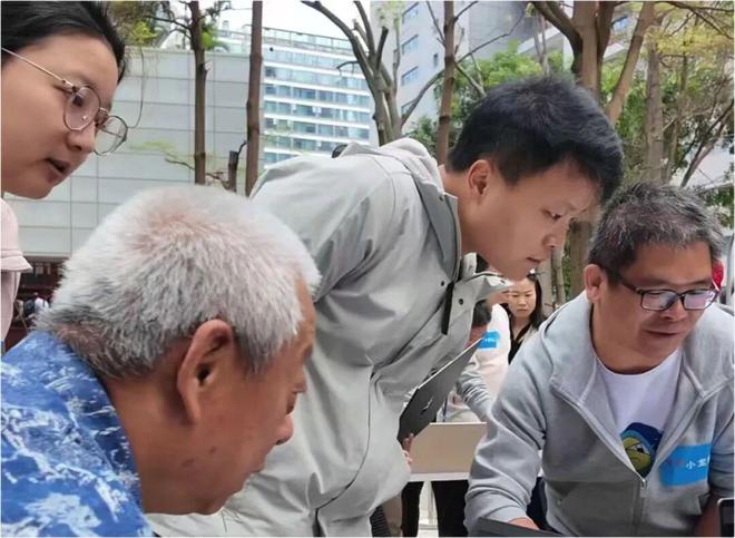 揭秘：快手點(diǎn)贊自助平臺(tái)，究竟哪家最靠譜？